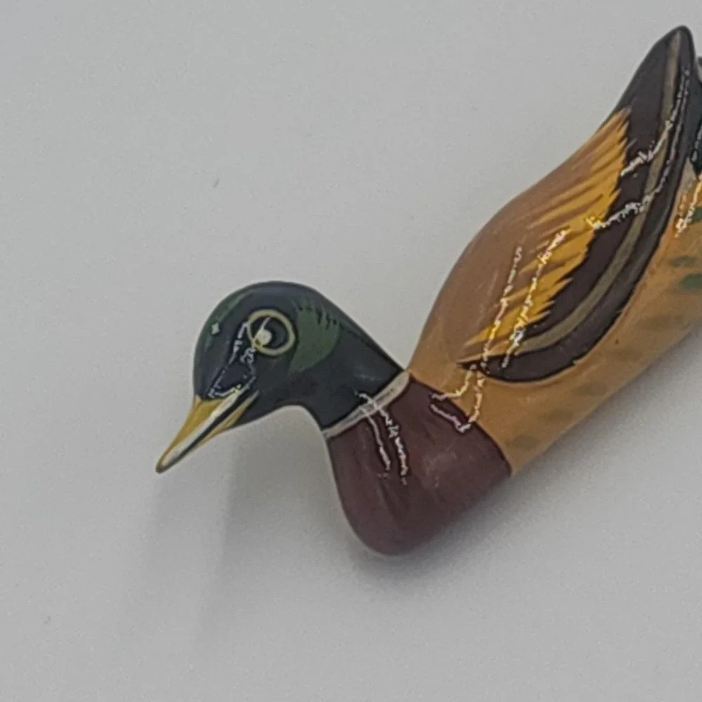 Vintage Carved Wood Hand Painted Takahashi style Mallard‎ Duck Brooch Pin